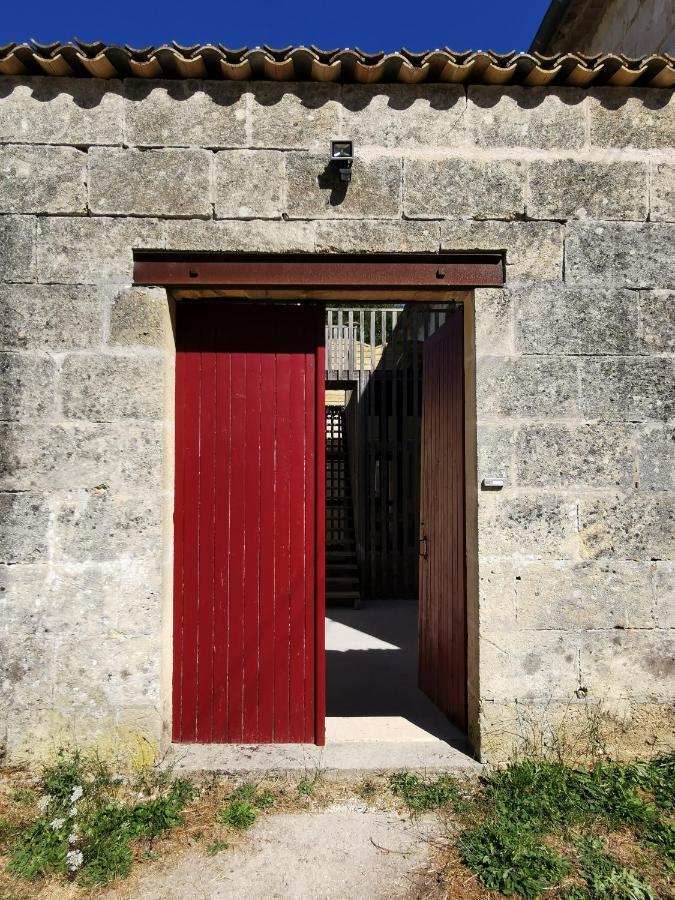 Gite De Charme Au Coeur De L'Entre-Deux-Mers Haux  Bagian luar foto